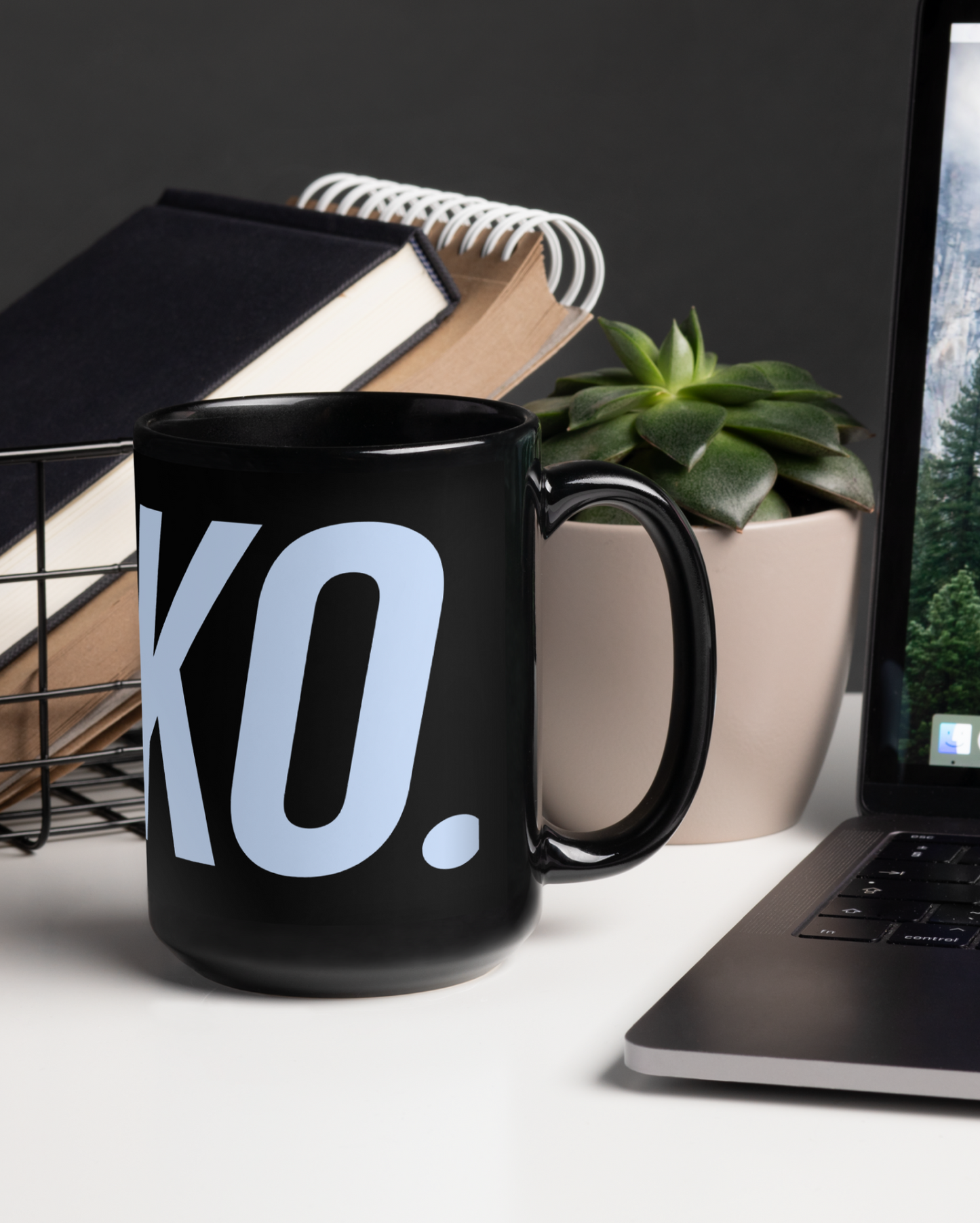 BLACK GLOSSY MUG BIGBIAKO